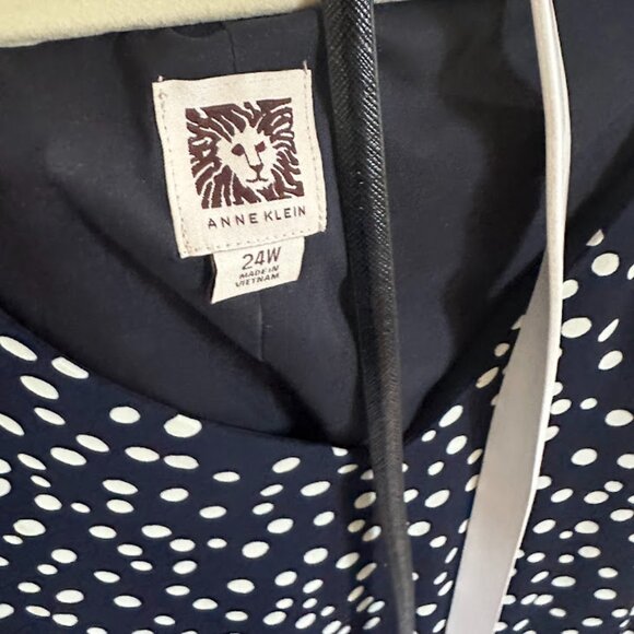 Anne Klein Women's Plus 24W Navy/White Polka Dot Fit and Flare Dress - Picture 6 of 10
